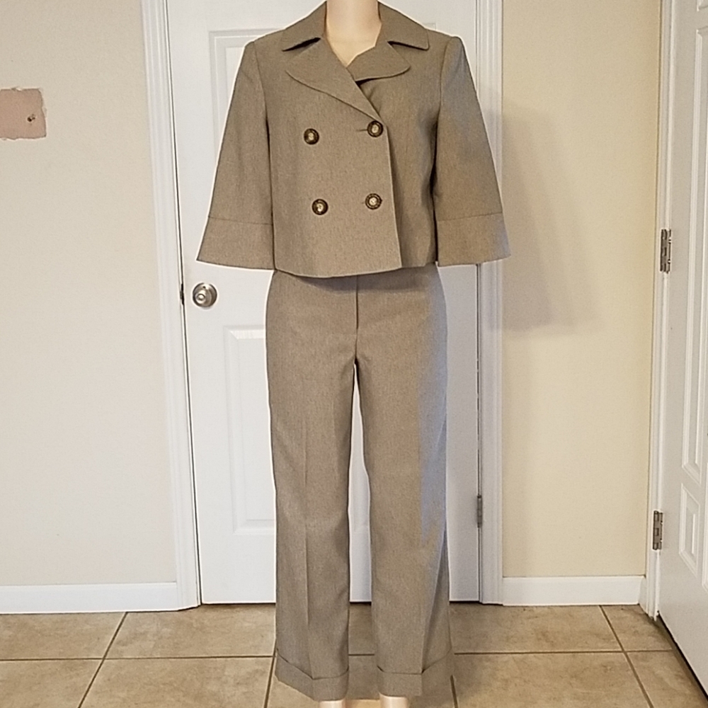 Gray pant suit